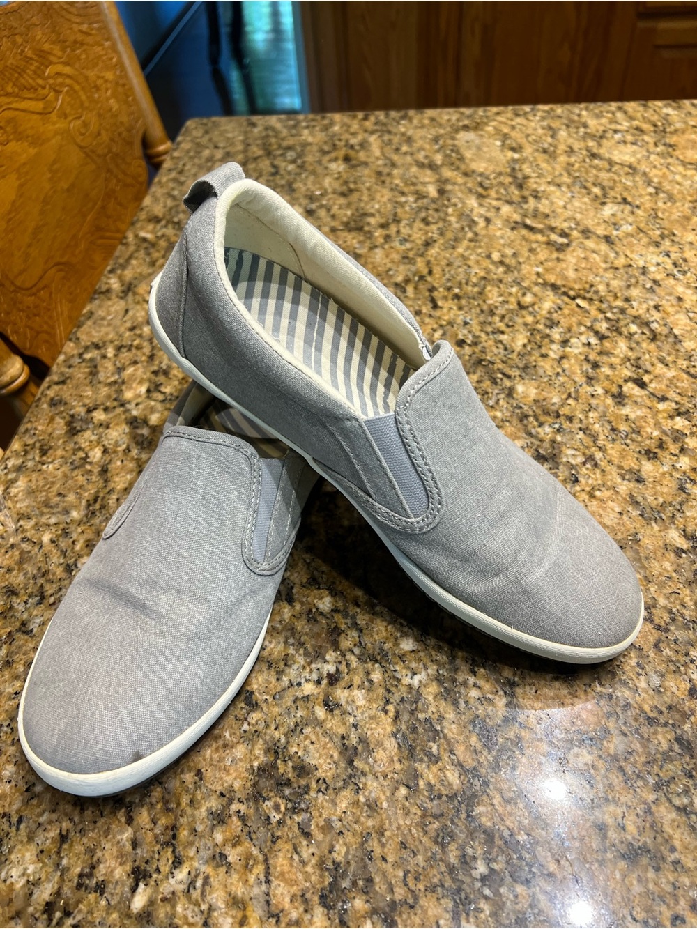 Men's Slip-On Canvas Shoes - Light Gray